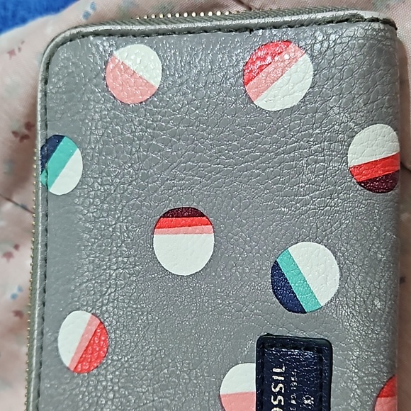 Fossil zippered wallet b67 - Picture 3 of 5